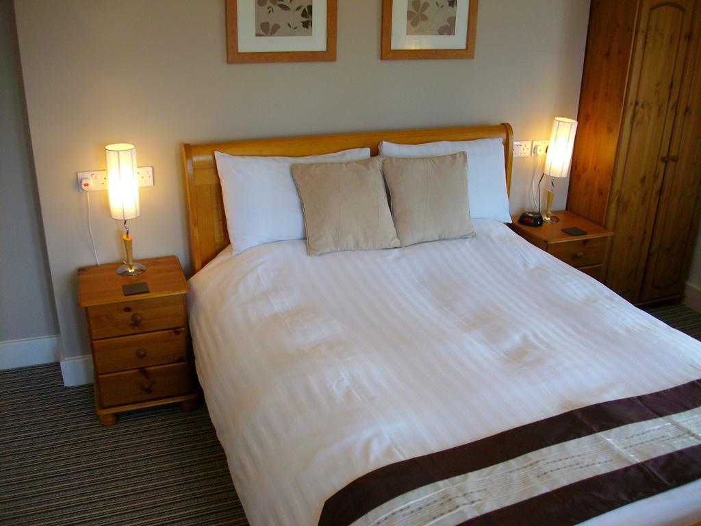 Gate Lodge Guest House 헌스탠턴 외부 사진